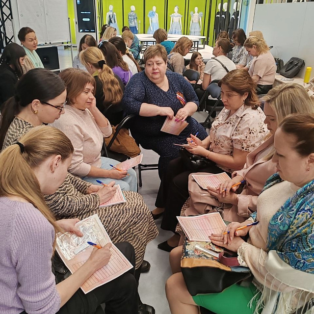 Клуб "Мама подростка" в Чайковском: о важном и сокровенном